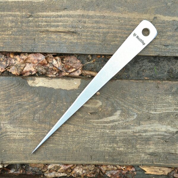 Couteau de lancer Wedge No-Spin - 280mm (11in), 290g, 8mm d'épaisseur, acier carbone, Stonewash by NozhTop